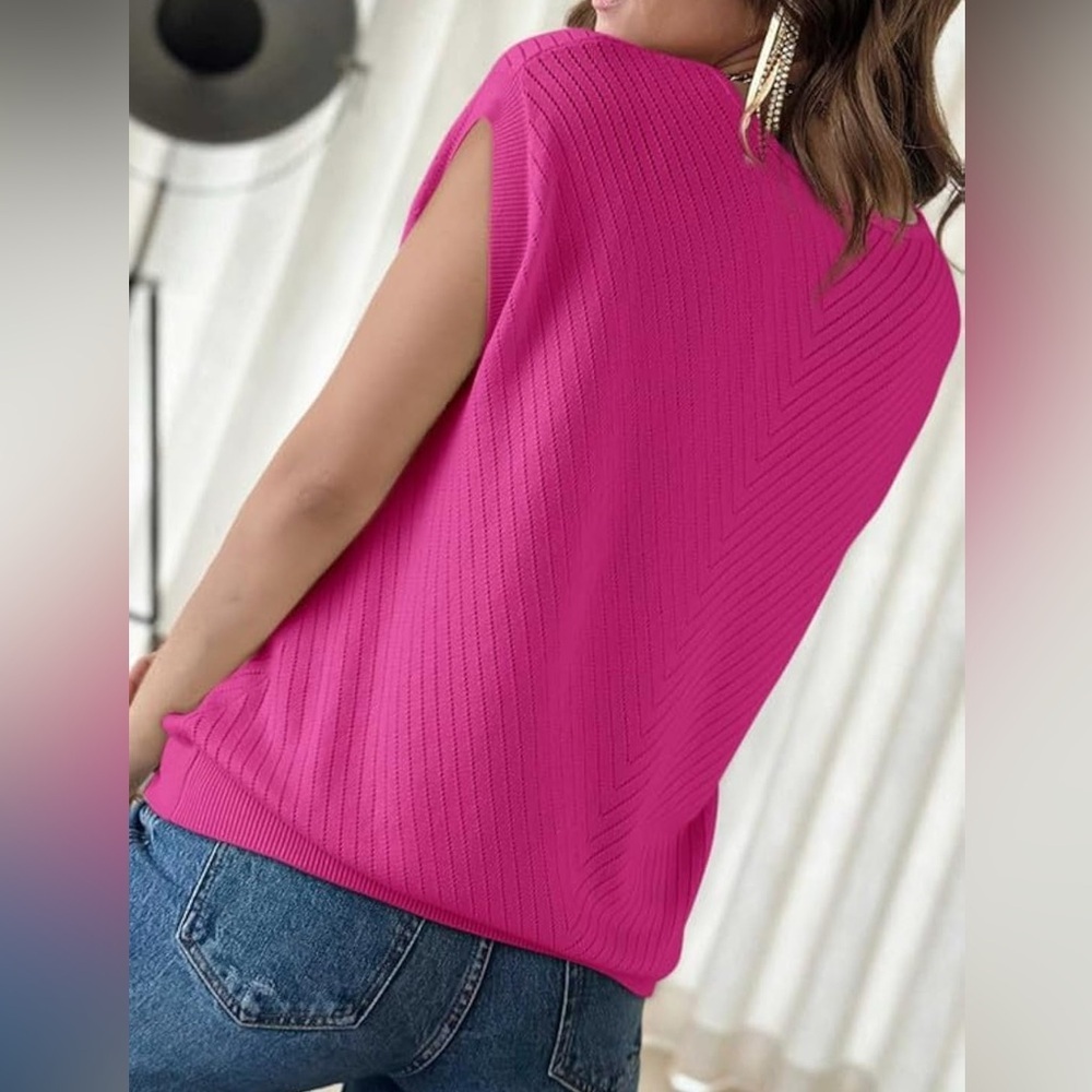 Chic Fuchsia V-Neck Women's Blouse - Picture 2 of 15